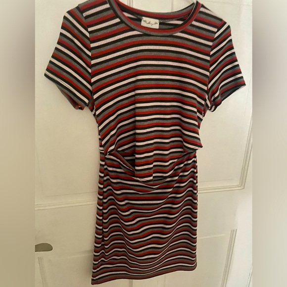 Fashionable Ribbed, Striped cut out dress - Picture 1 of 3